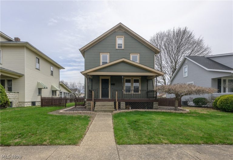 856 Baker Avenue, New Philadelphia, OH, 44663