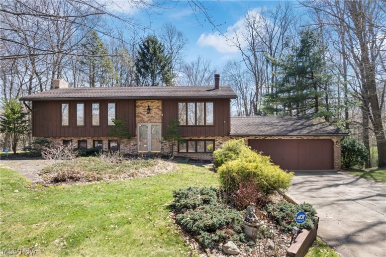 3586 Leafland Street, Uniontown, OH - Photo 3