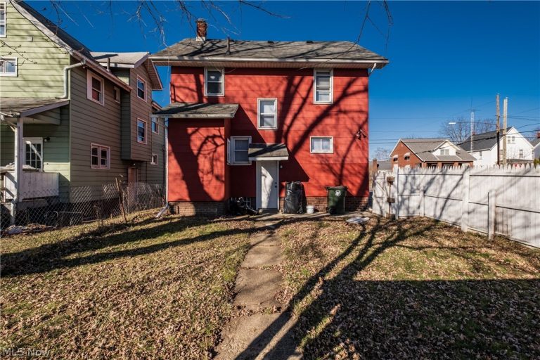 1000 Arlington Avenue, Canton, OH - Photo 3