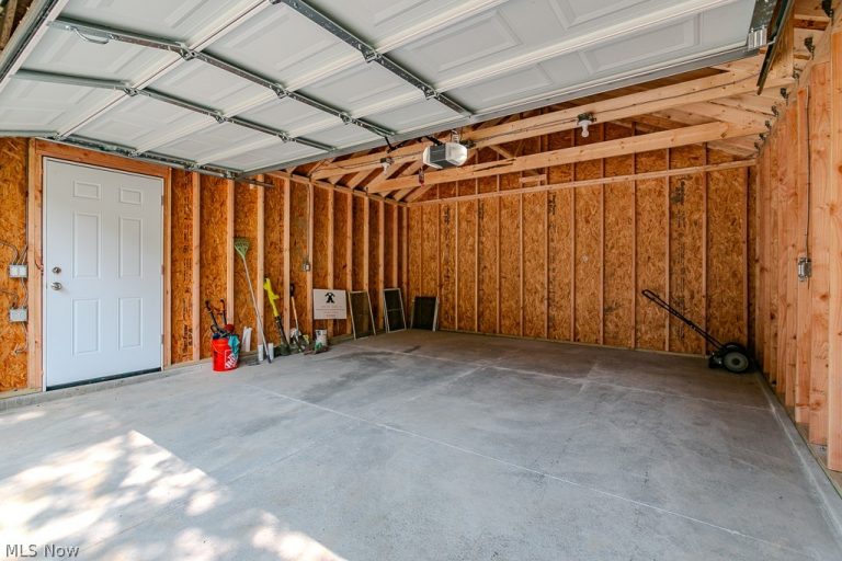 3821 Montevista Road, Cleveland Heights, OH - Photo 6