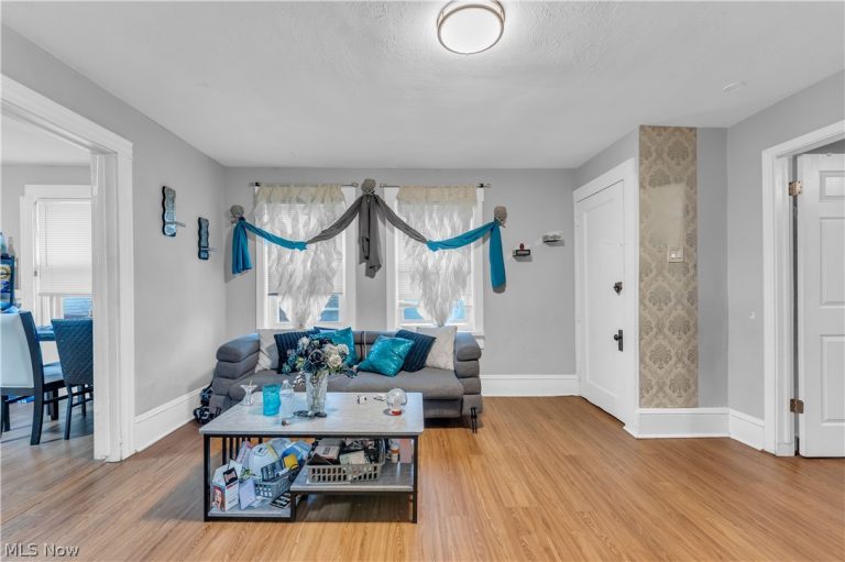 3047 105th Street, Cleveland, OH - Photo 5