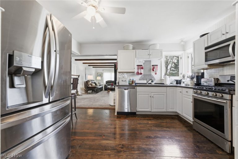 1515 Manor Avenue, Canton, OH - Photo 8