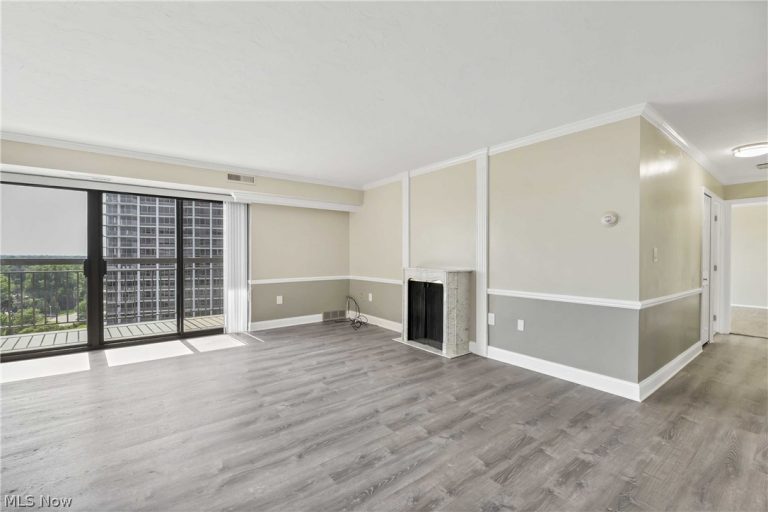 12550 Lake Avenue #1410, Lakewood, OH - Photo 4
