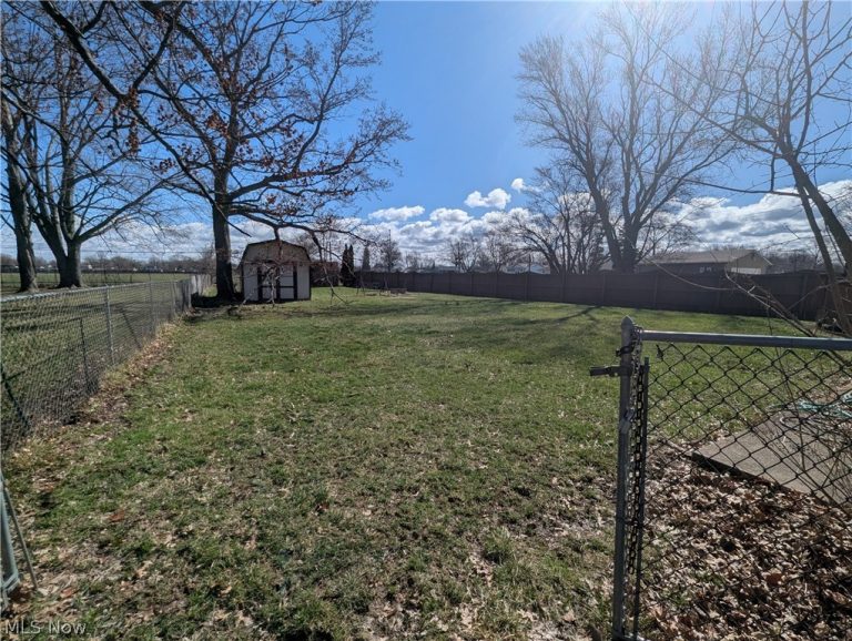1085 Stevens Boulevard, Eastlake, OH - Photo 4