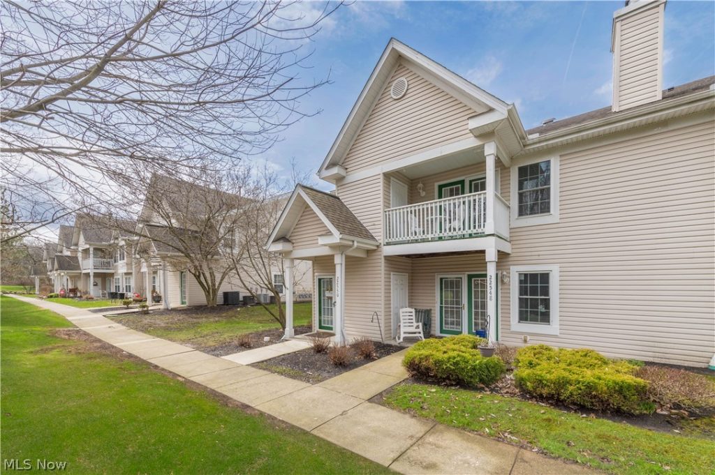 22550 Lenox Drive, Fairview Park, OH