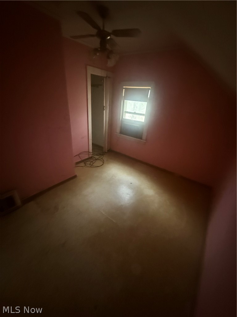 568 Columbus Street, Bedford, OH - Photo 4