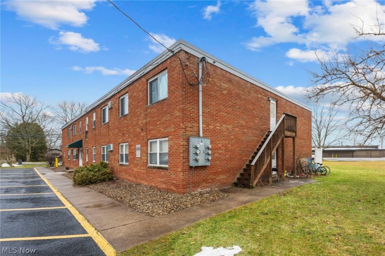 540 College Street, Oberlin, OH - Photo 4