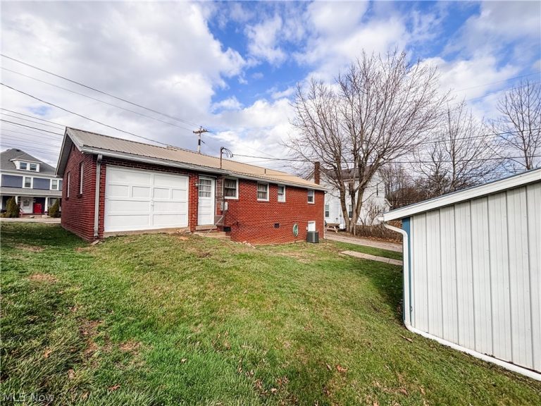 724 Main Street, Barnesville, OH - Photo 5