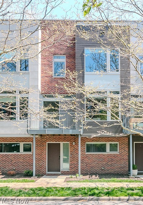 1255 75th Street, Cleveland, OH, 44102