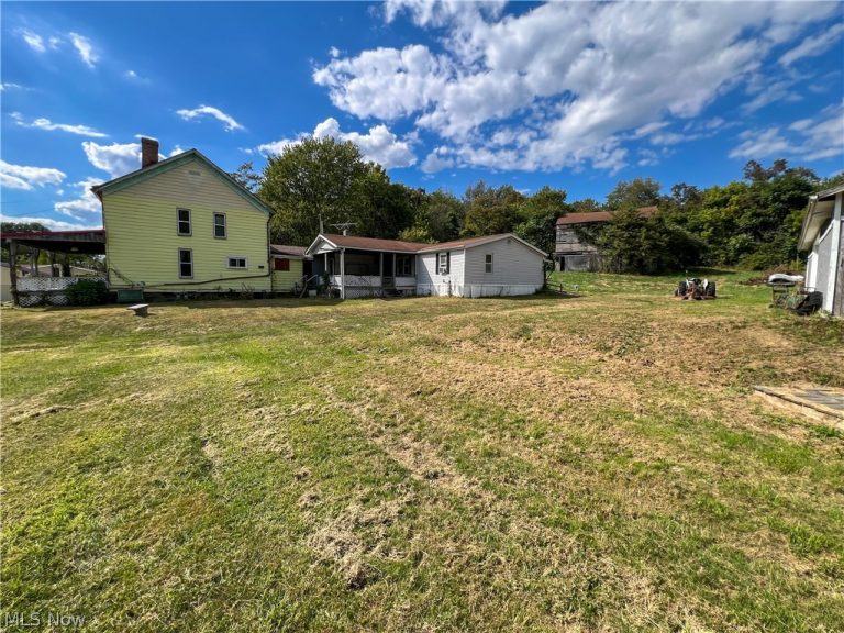 14614 Liverpool Road, East Liverpool, OH - Photo 4