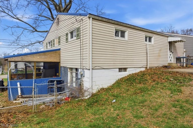 4406 Jefferson Street, Parkersburg, WV - Photo 8