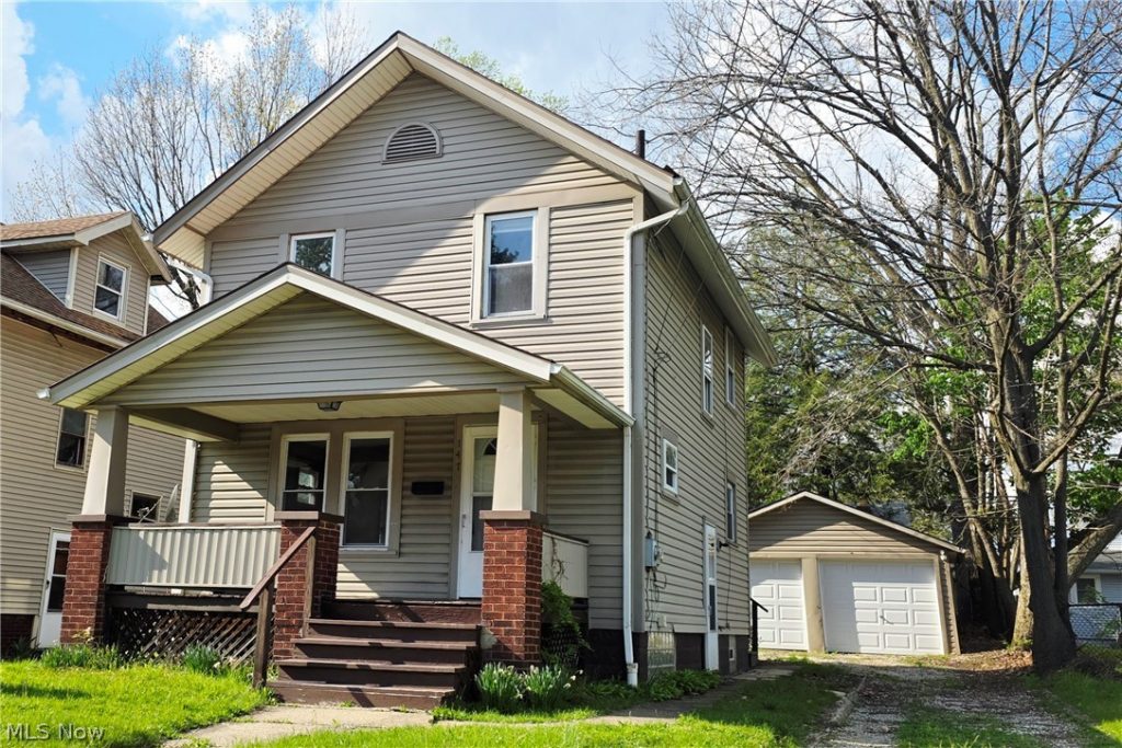 147 Brighton Drive, Akron, OH