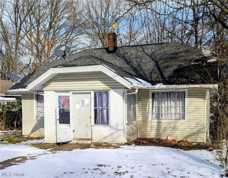 1575 Overlook Drive, Akron, OH, 44314