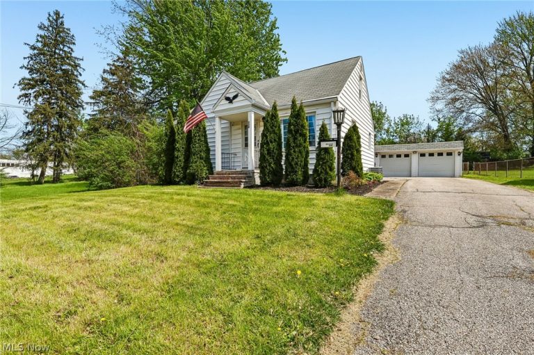 338 Rocky River Drive, Berea, OH - Photo 4
