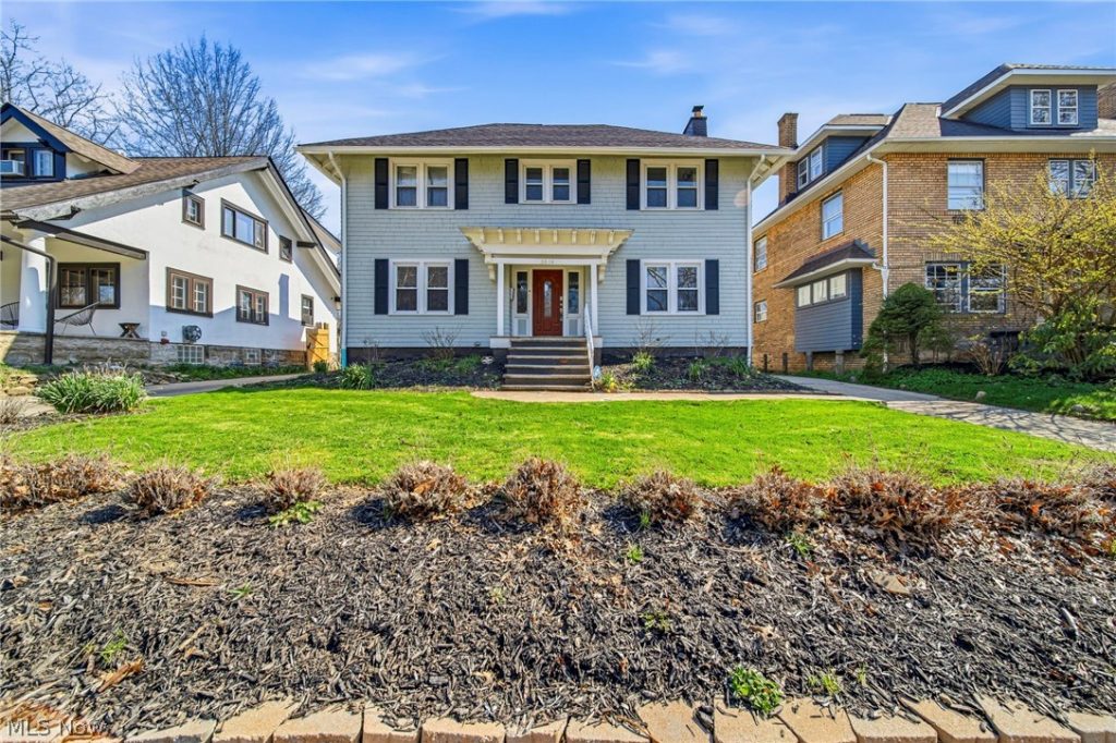 3014 Euclid Heights Boulevard, Cleveland Heights, OH