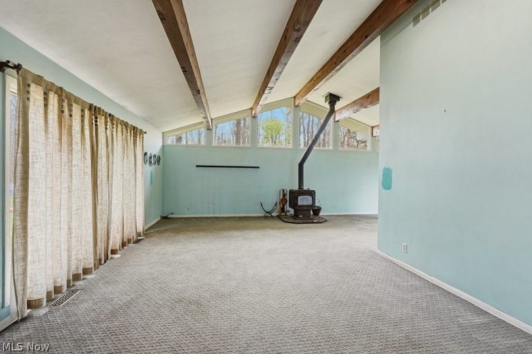 6055 Deepwood Drive, Chagrin Falls, OH - Photo 8