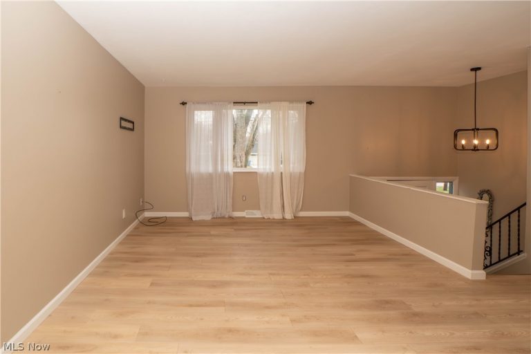 1423 Copley Meadows Drive, Copley, OH - Photo 4