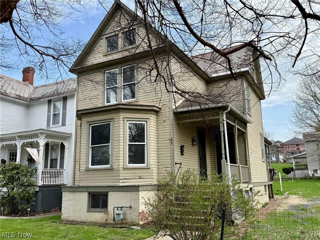 720 Front St, Marietta, OH