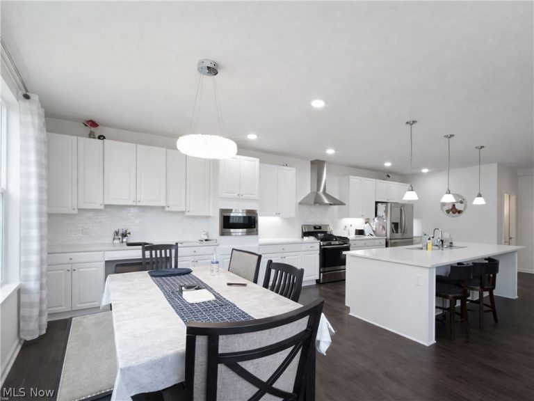 4509 Millbrook Way, Copley, OH - Photo 8