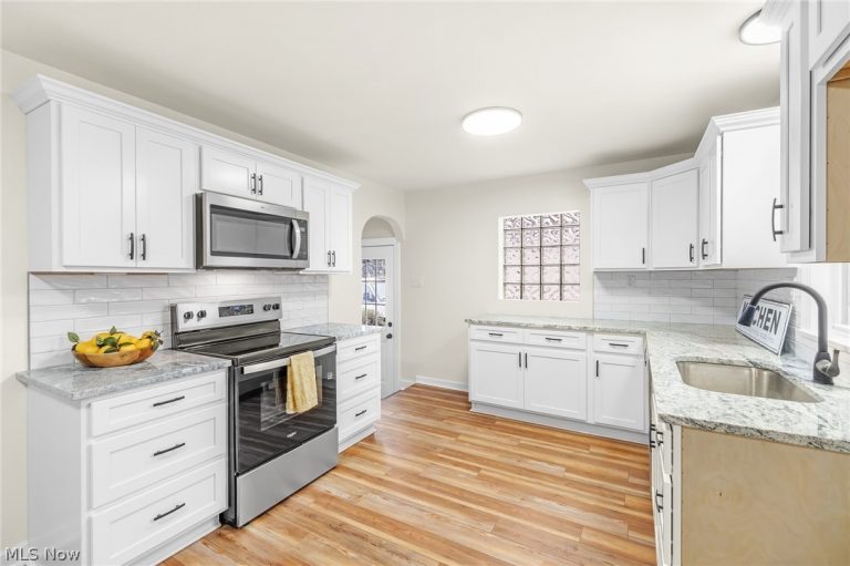 4216 38th Street, Canton, OH - Photo 4