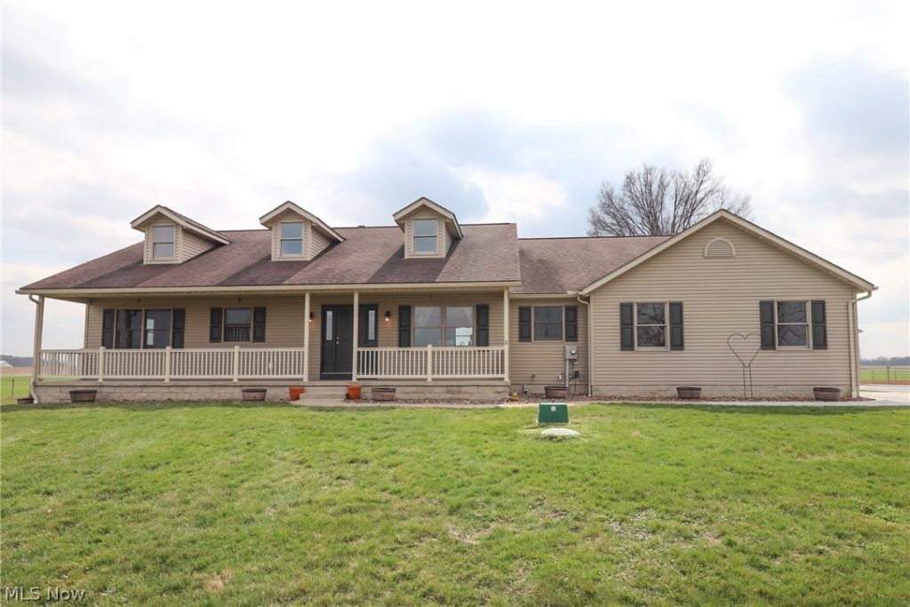 1153 Pleasant Home Road, Creston, OH