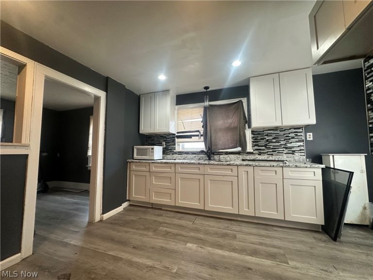 3541 113th Street, Cleveland, OH - Photo 8