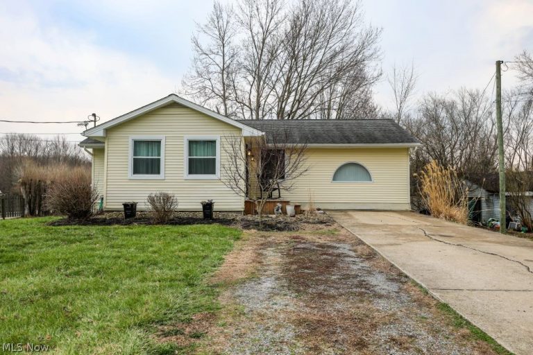10676 Holcomb Road, Newton Falls, OH, 44444