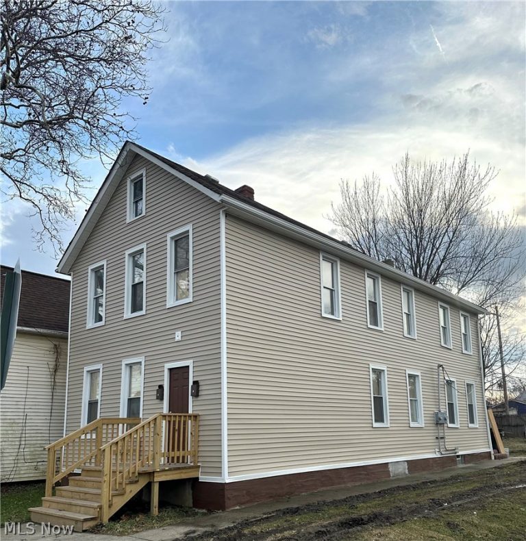 3302 48th Street, Cleveland, OH - Photo 2