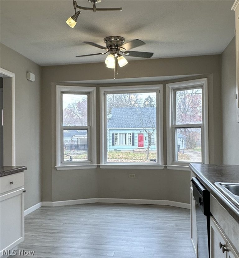 1600 Bond Street, Akron, OH - Photo 8