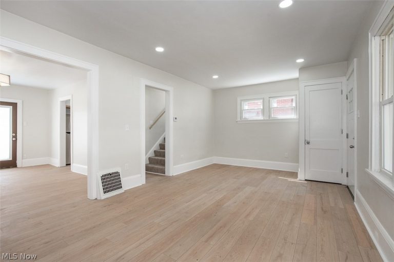 92 Ido Avenue, Akron, OH - Photo 5