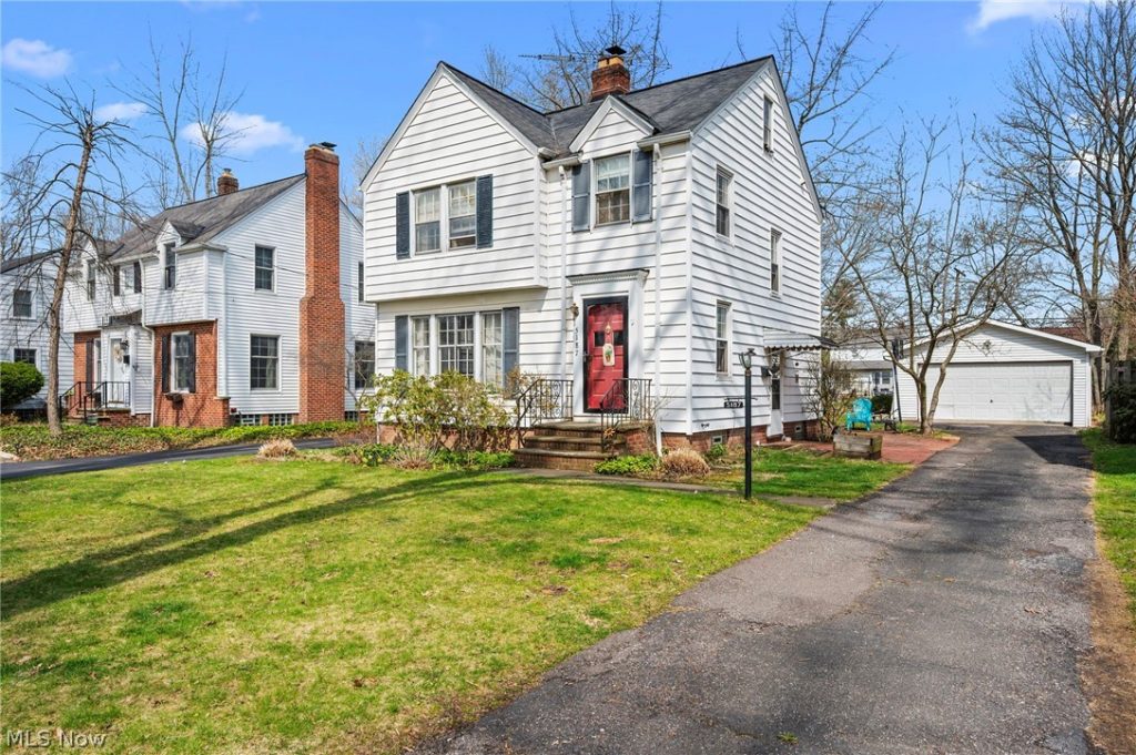 5187 Mayview Road, Lyndhurst, OH