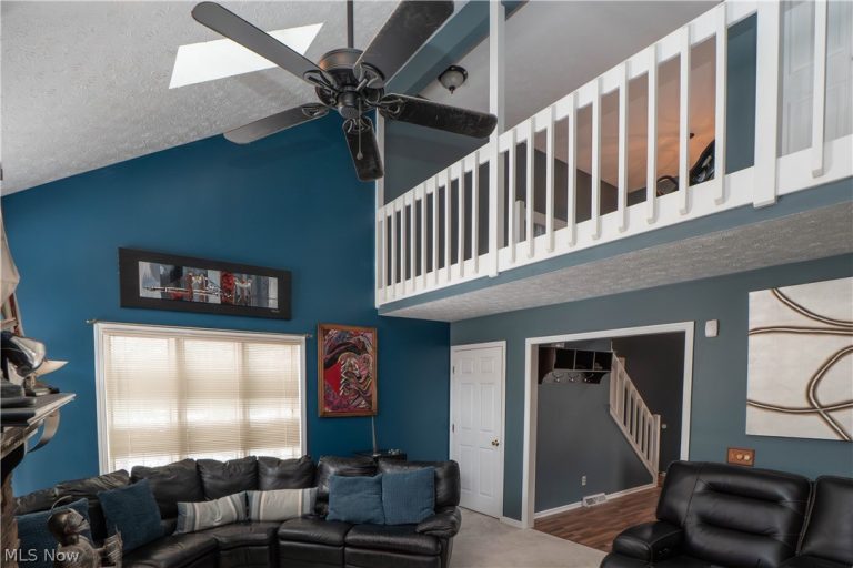 4839 Pond Drive, North Canton, OH - Photo 8