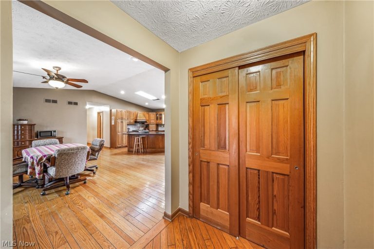 11538 Wheeler Road, Garrettsville, OH - Photo 4