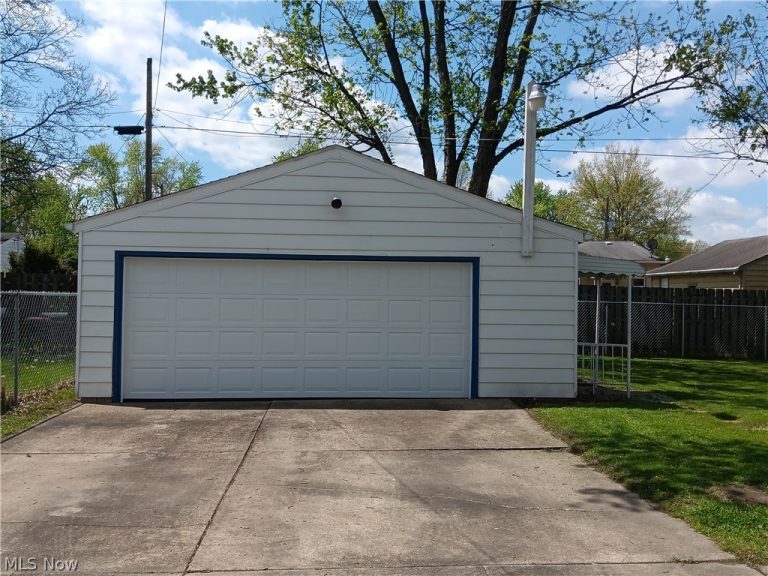 1415 Southern Boulevard, Warren, OH - Photo 2