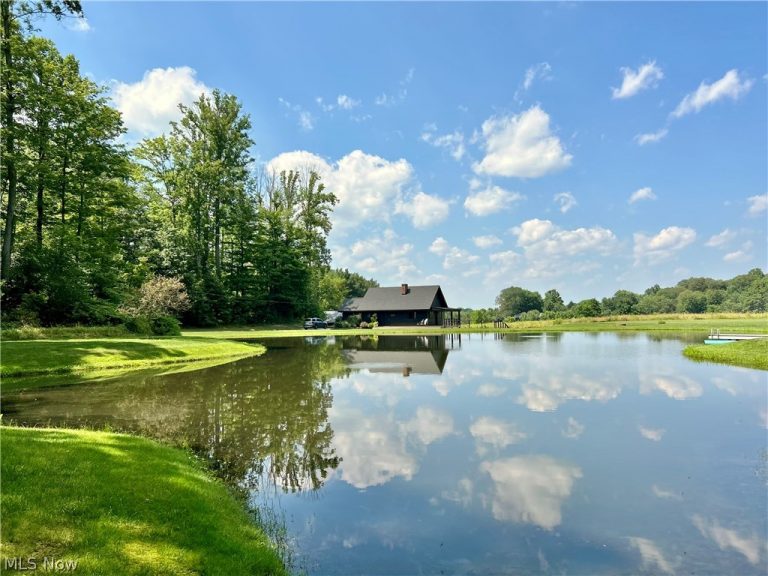 6480 Frederick Avenue, Alliance, OH - Photo 3