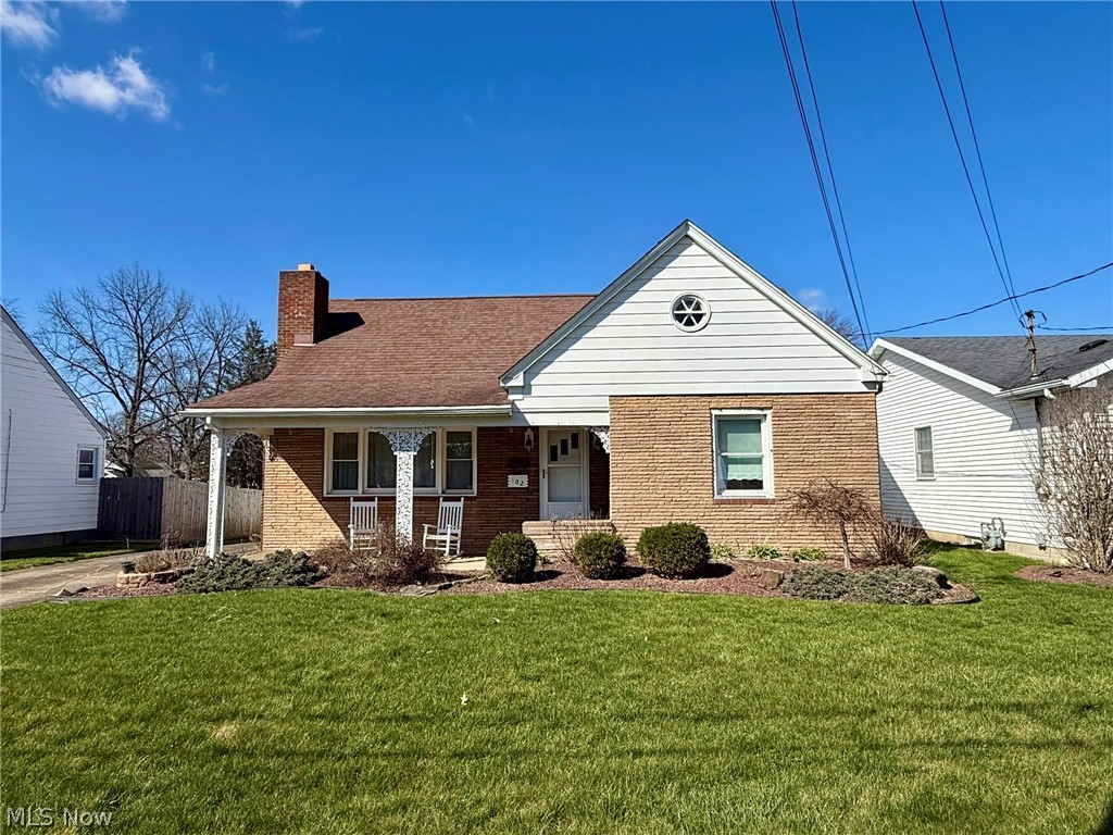 102 Furlen Court, Hubbard, OH