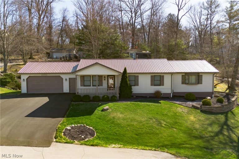 616 James Street, East Palestine, OH - Photo 3