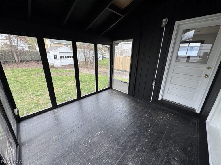 904 Iredell Street, Akron, OH - Photo 4