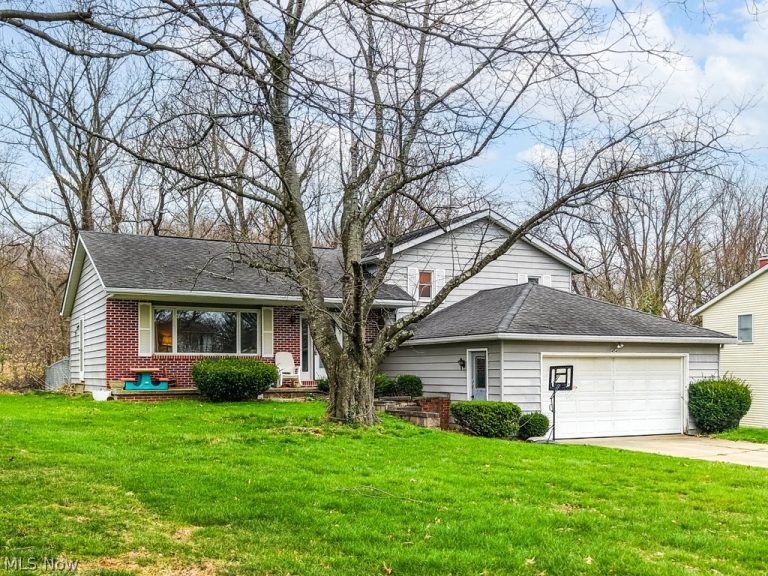 454 Westwood Avenue, Wadsworth, OH - Photo 2