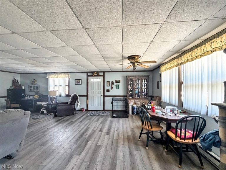 34 Benson Lane, Wellsburg, WV - Photo 8
