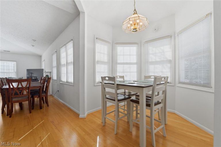 402 Eagle, Mayfield Heights, OH - Photo 4