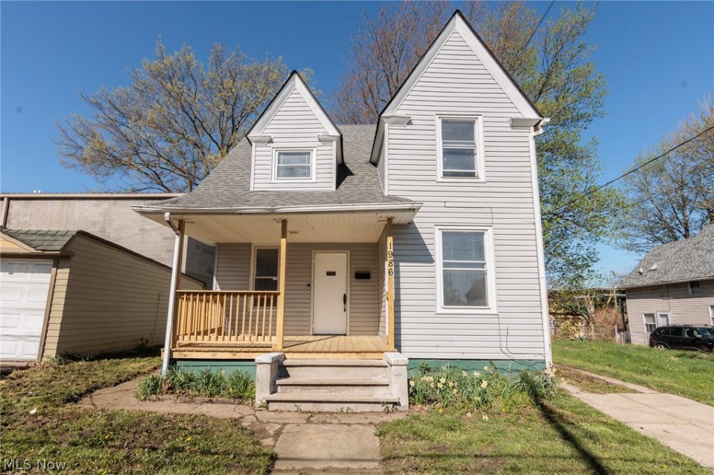 1986 93rd Street, Cleveland, OH