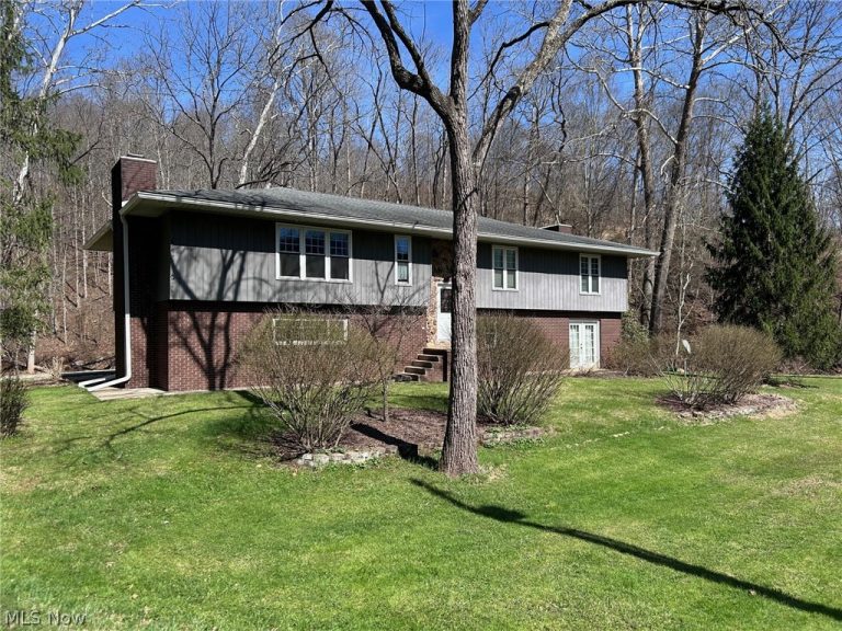 3035 Indian Run Road, Marietta, OH, 45750