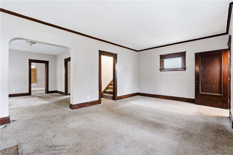 9609 Yale Avenue, Cleveland, OH - Photo 6