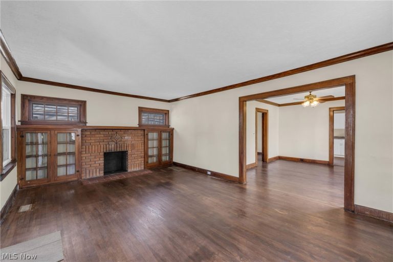 1381 Green Road, South Euclid, OH - Photo 4