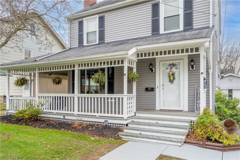 1524 Hollywood Street, Warren, OH - Photo 2