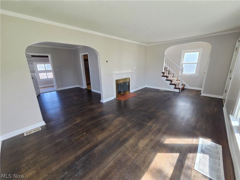 3757 Grosvenor Road, South Euclid, OH - Photo 3