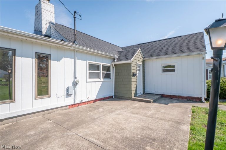 1131 Hampton Road, Kent, OH - Photo 3