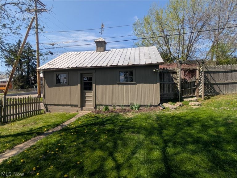 114 Sheridan Avenue, Somerset, OH - Photo 8