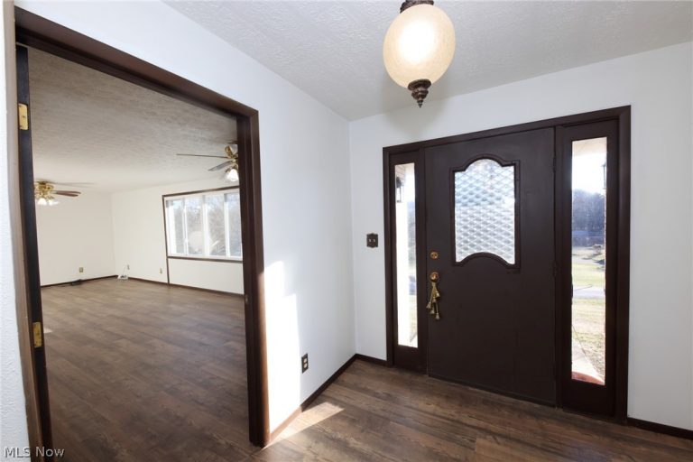 125 Meadowood Drive, New Cumberland, WV - Photo 4